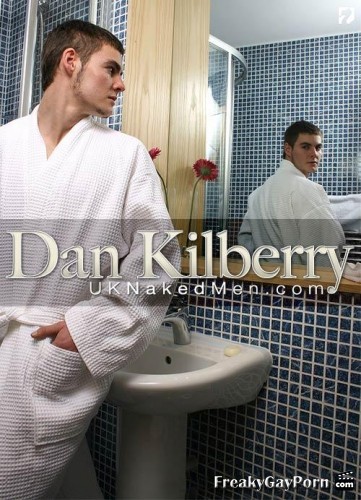  UkNakedM - In the Shower with Dan Kilberry 